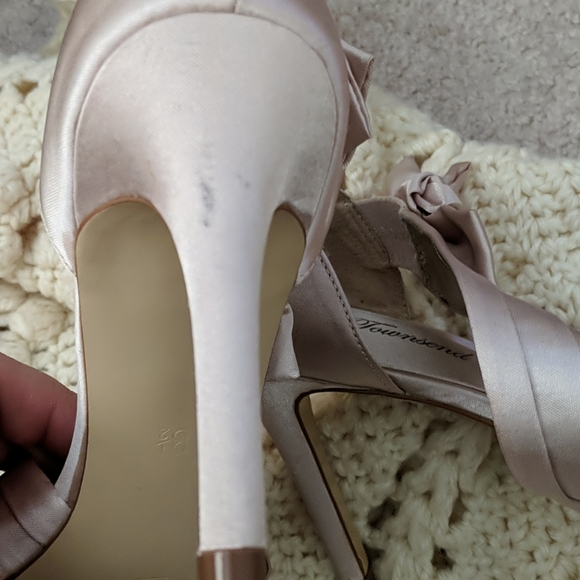 LuLu Townsend high heels satin gold champagne 8.5 - Picture 11 of 11